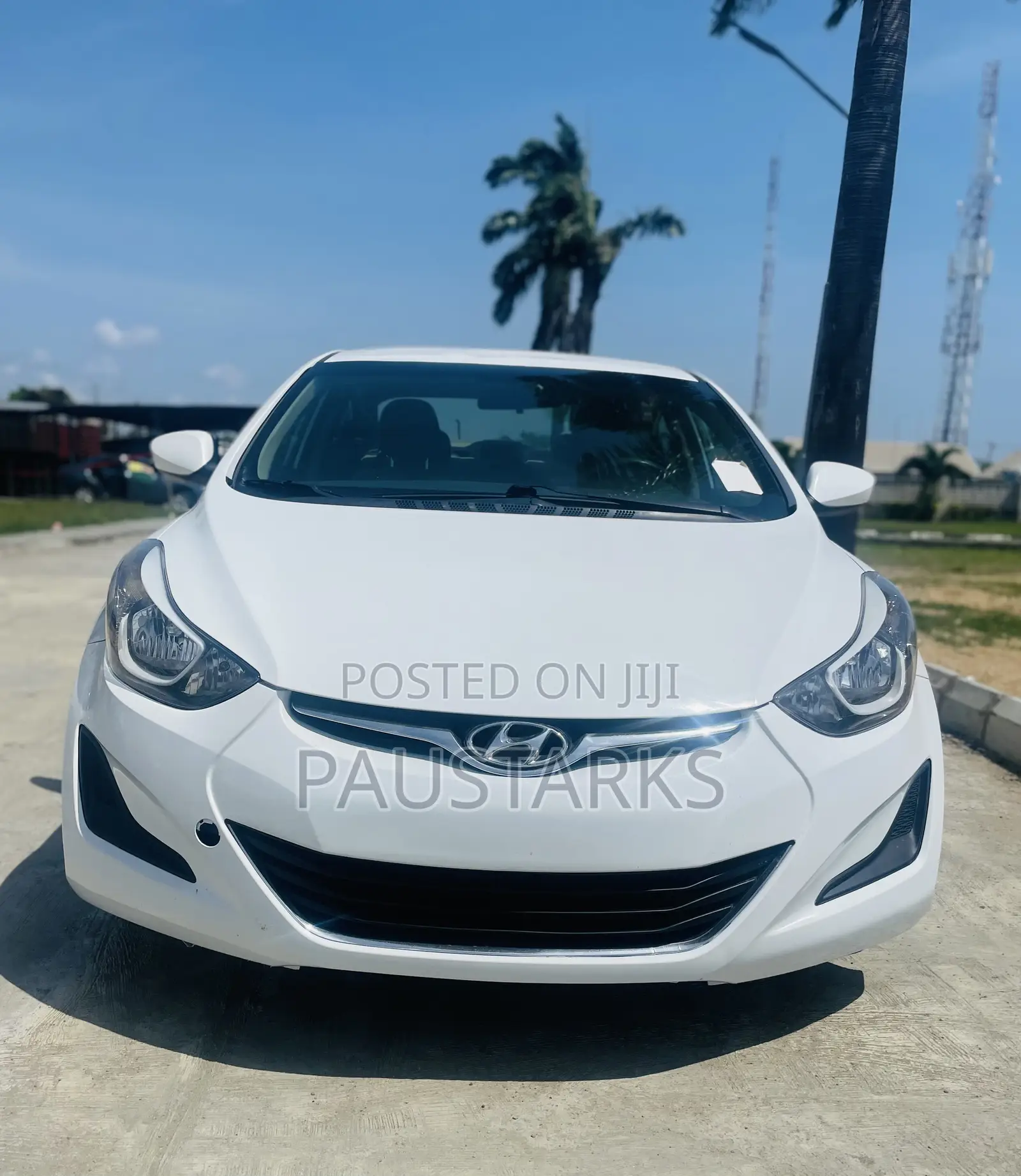 Hyundai Elantra Sport Sedan FWD (2.0L 4cyl 6A) 2016 White
