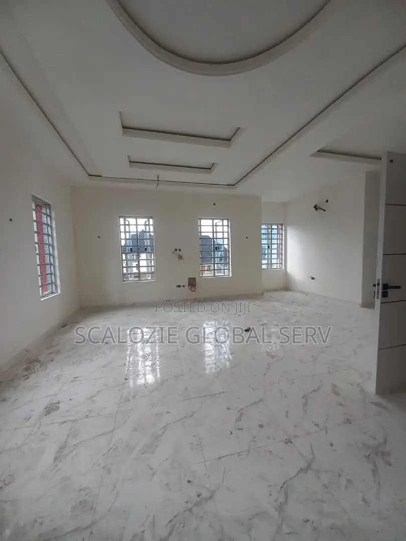 7bdrm Duplex in Naf Harmony Estate for sale