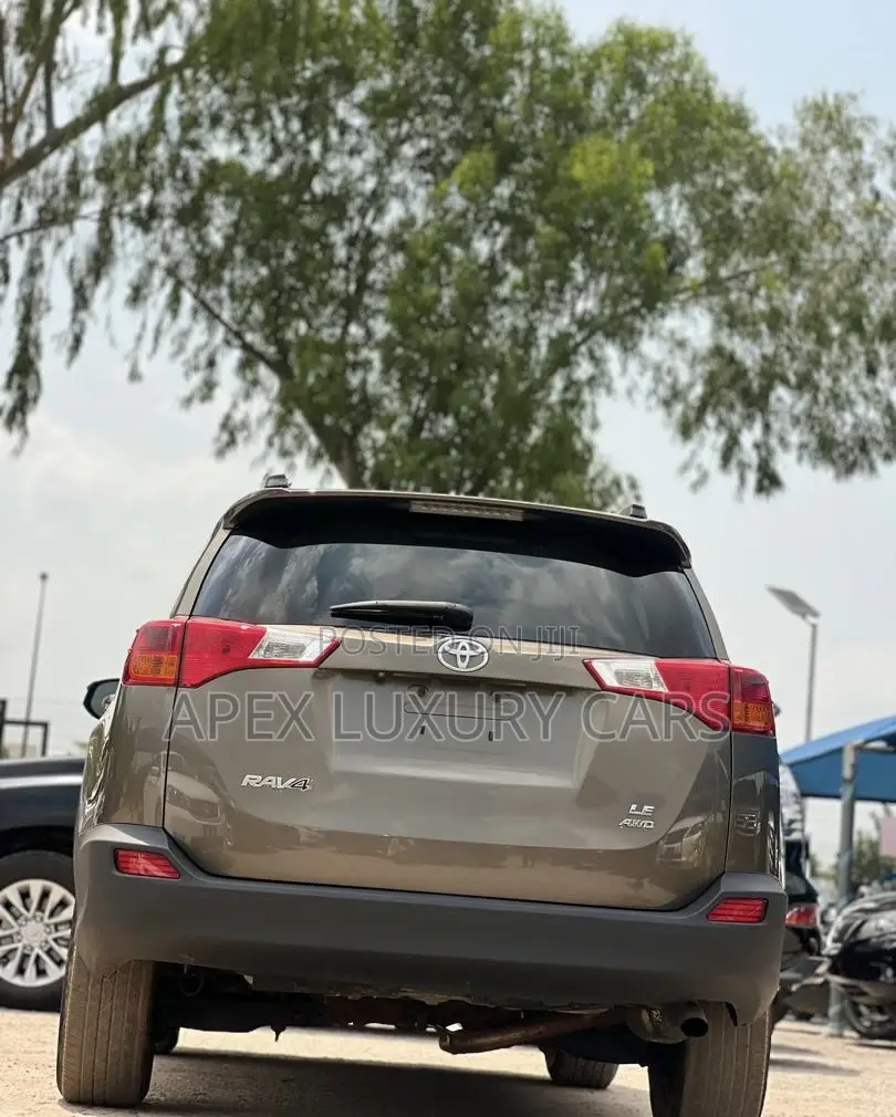 Toyota RAV4 2015 Brown