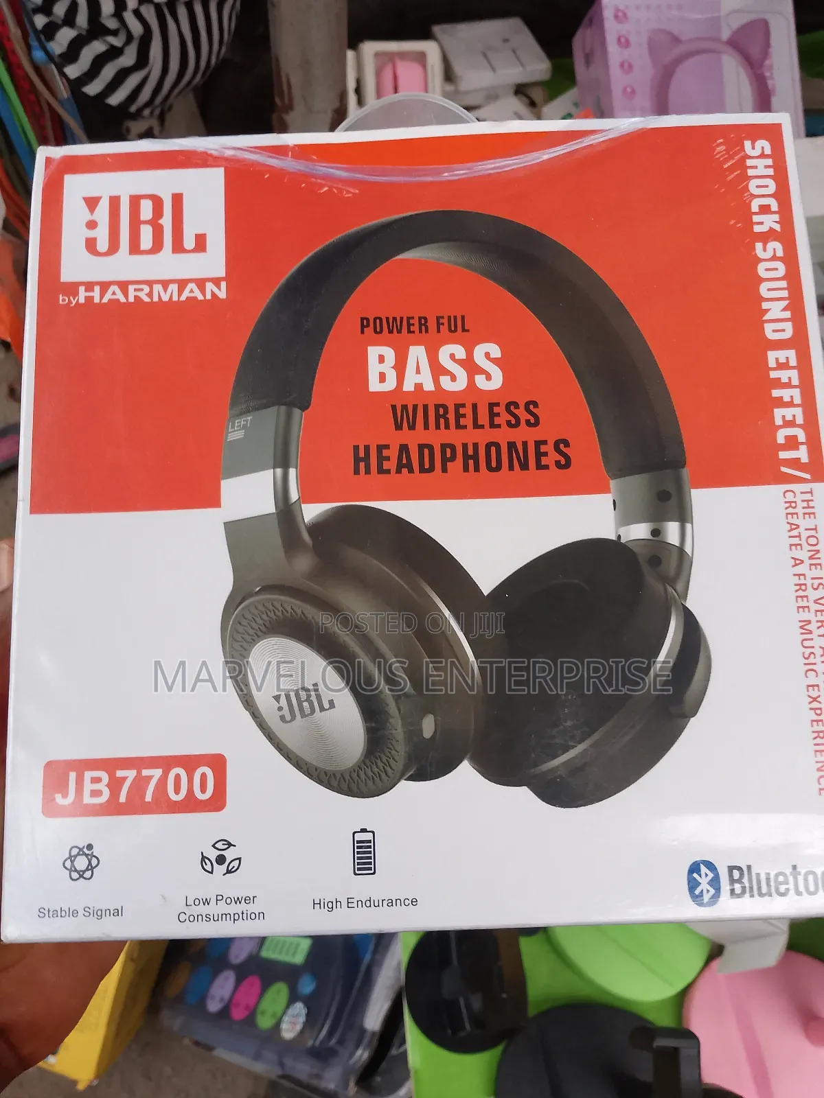 JBL Powerful Bass Wireless Head Phone