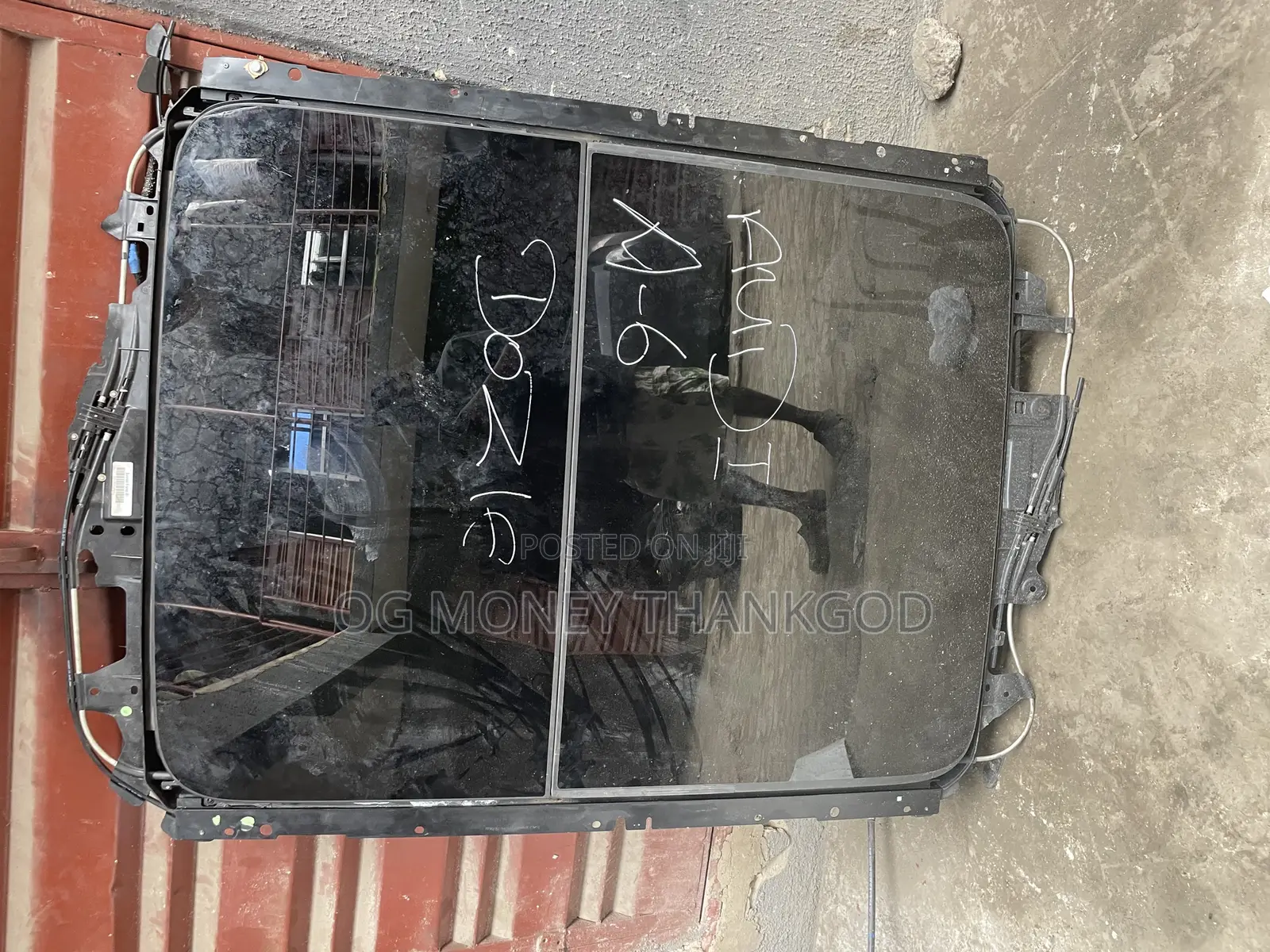 Roof Glass Audi A6 2013