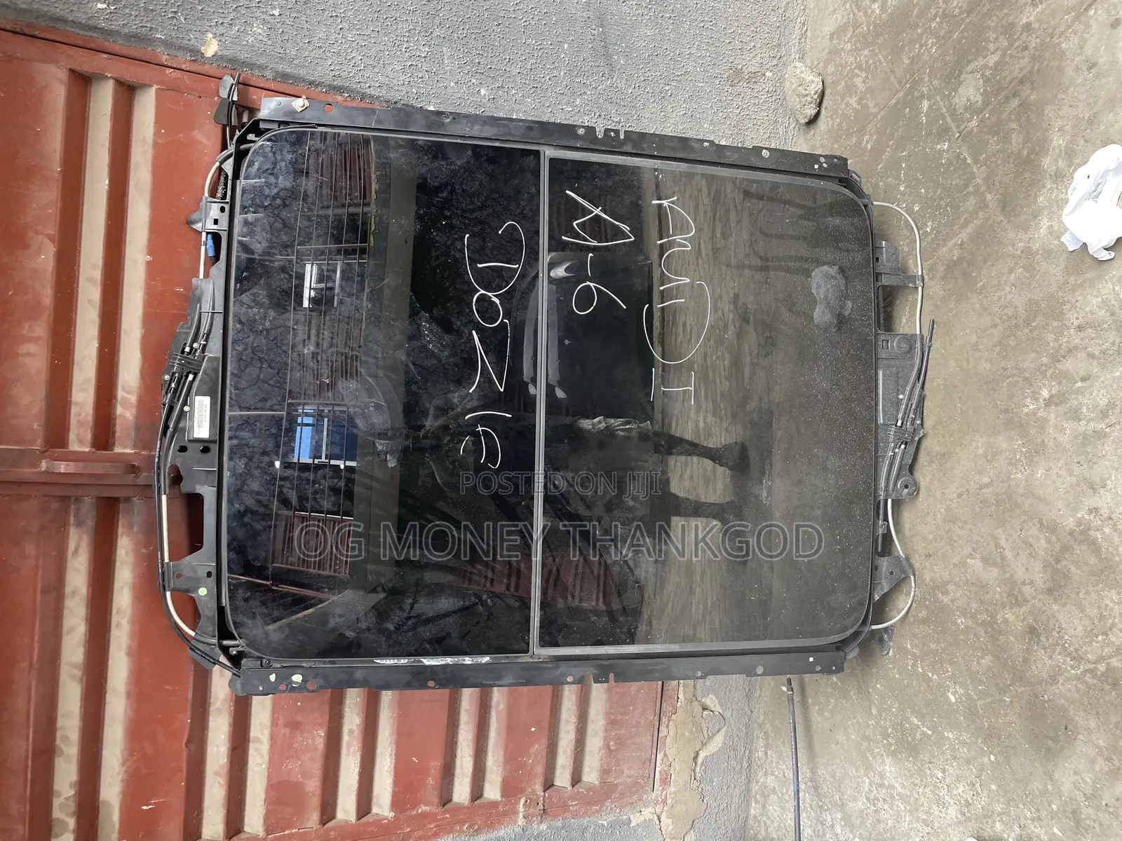 Roof Glass Audi A6 2013