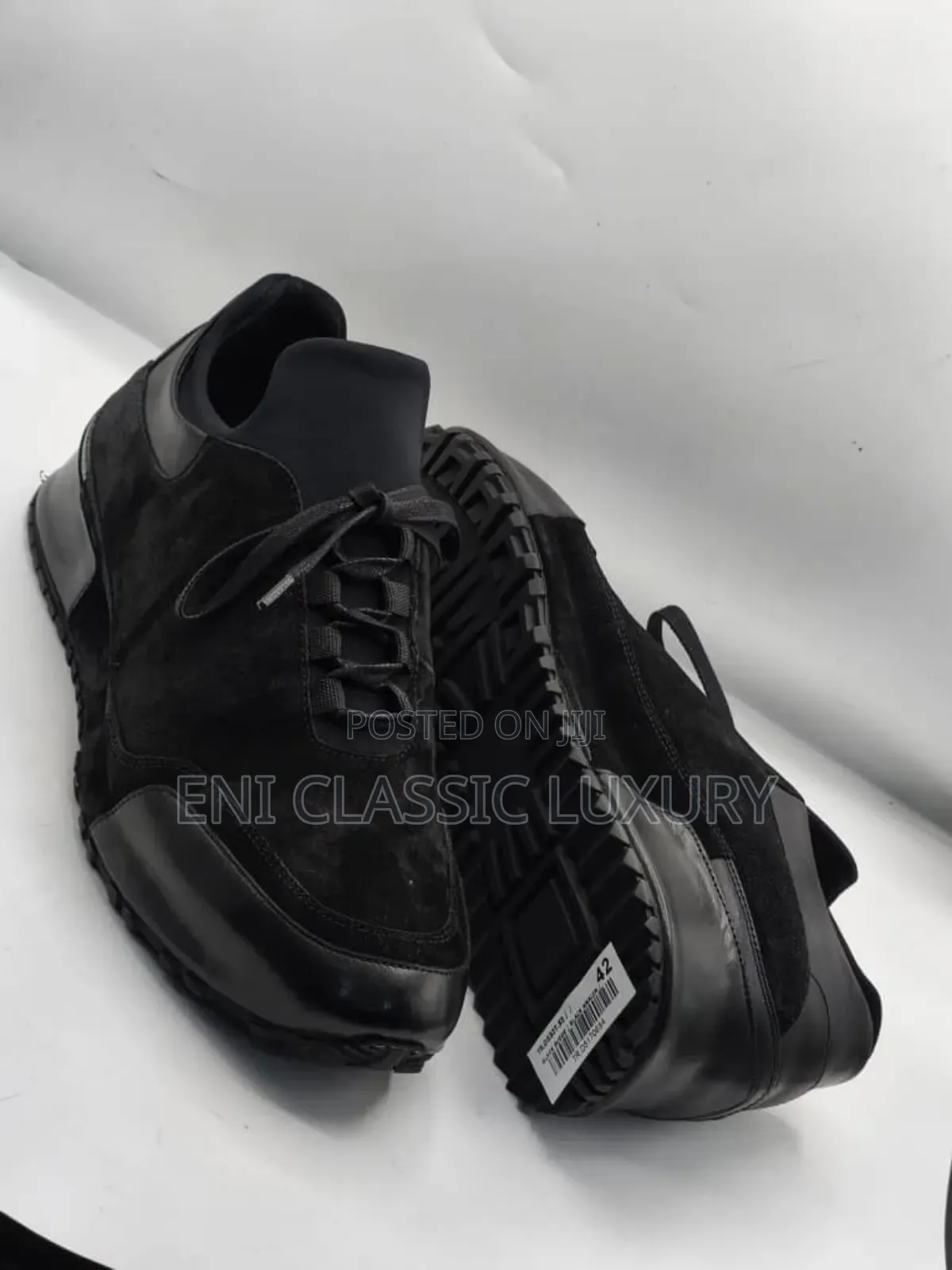 Original Italian Luxury Men's Sneakers Available In Store Well Banded