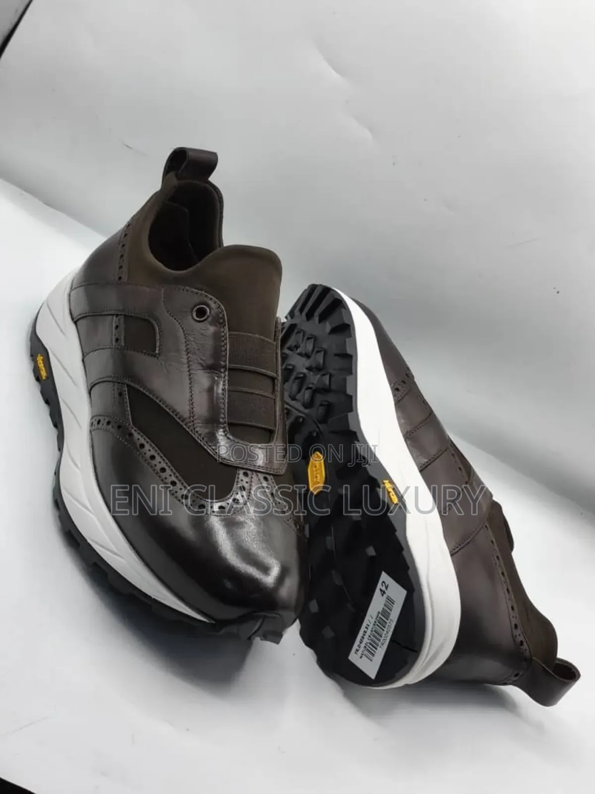Original Italian Luxury Men's Sneakers Available In Store Well Banded