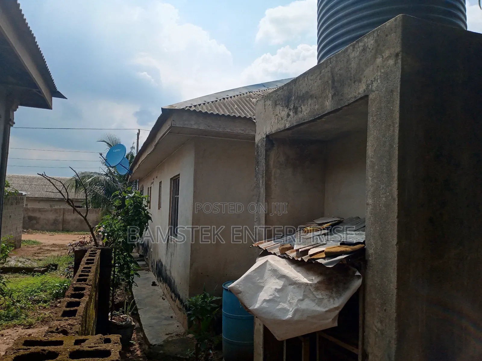 3bdrm Bungalow in Ifo for sale