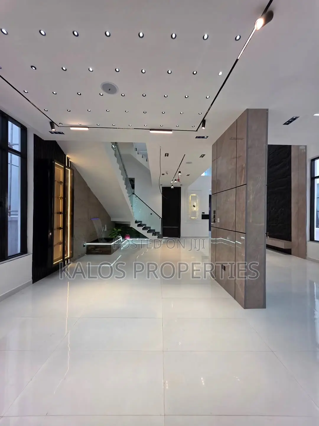 6bdrm Duplex in Chevron Lekki Lagos for sale
