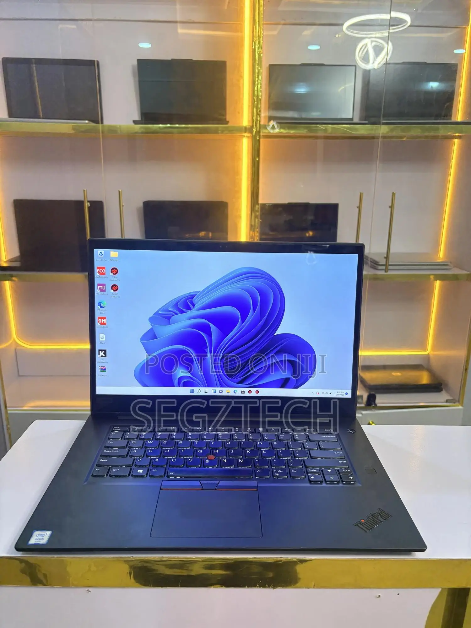 Laptop Lenovo ThinkPad P1 Gen 3 16GB Intel Xeon SSD 256GB