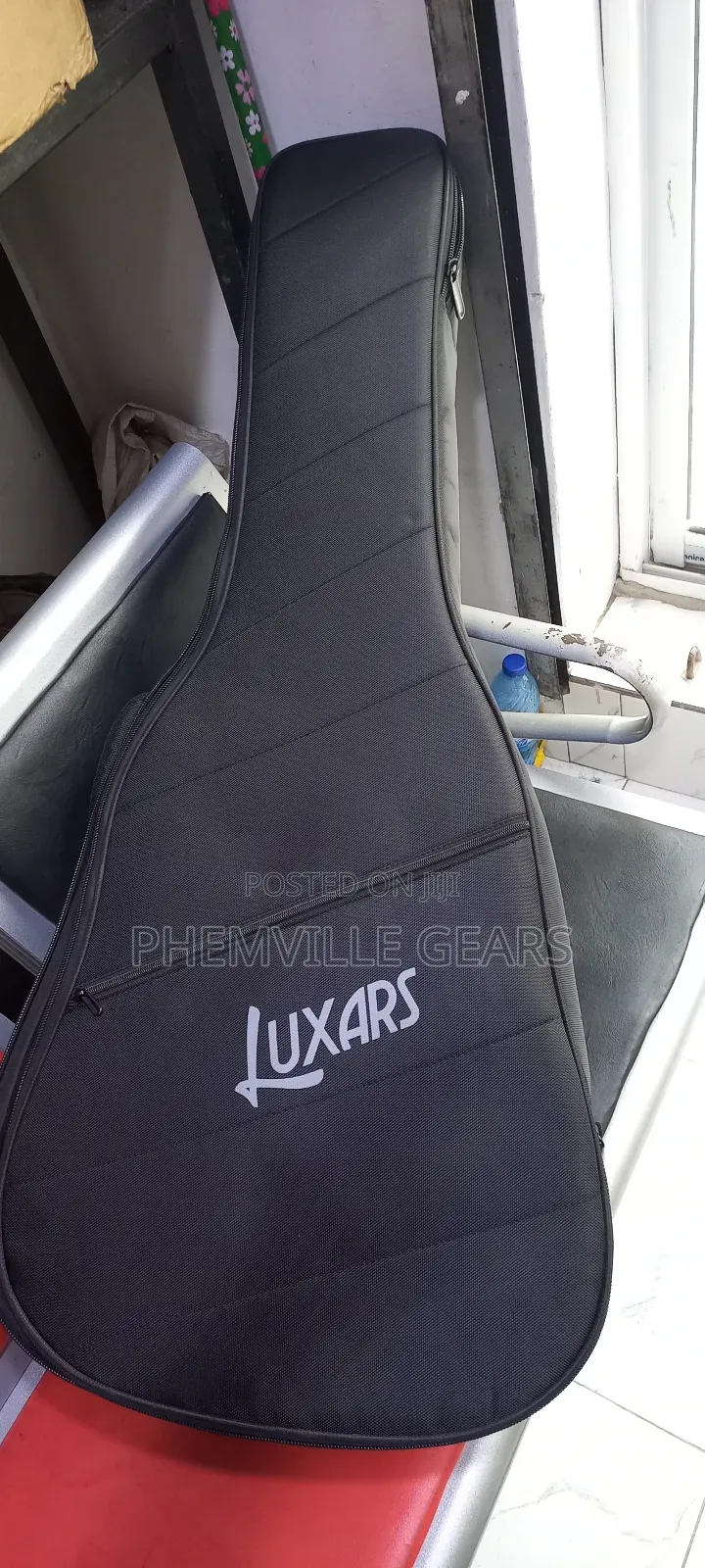 Well Paded Luxars Acoustic Guitar Bag