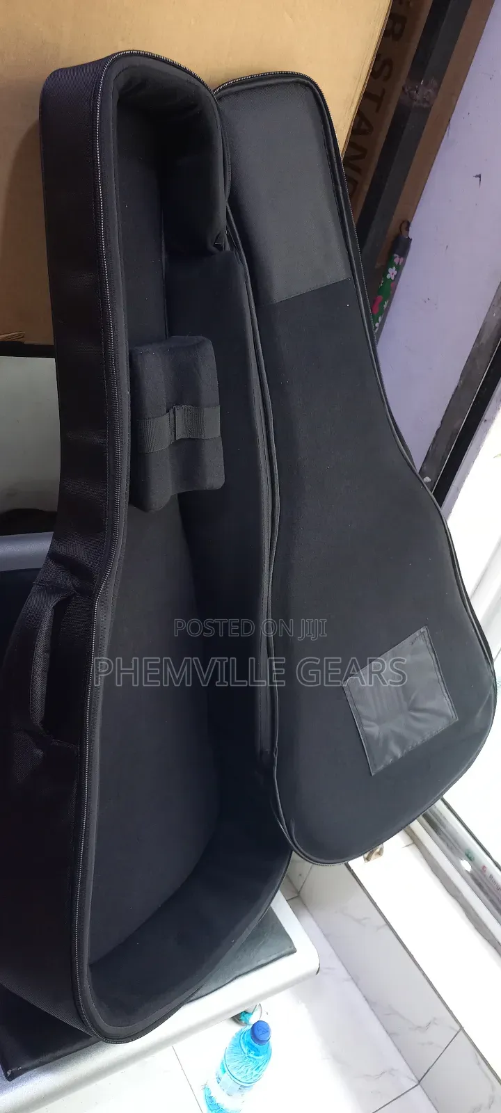 Well Paded Luxars Acoustic Guitar Bag