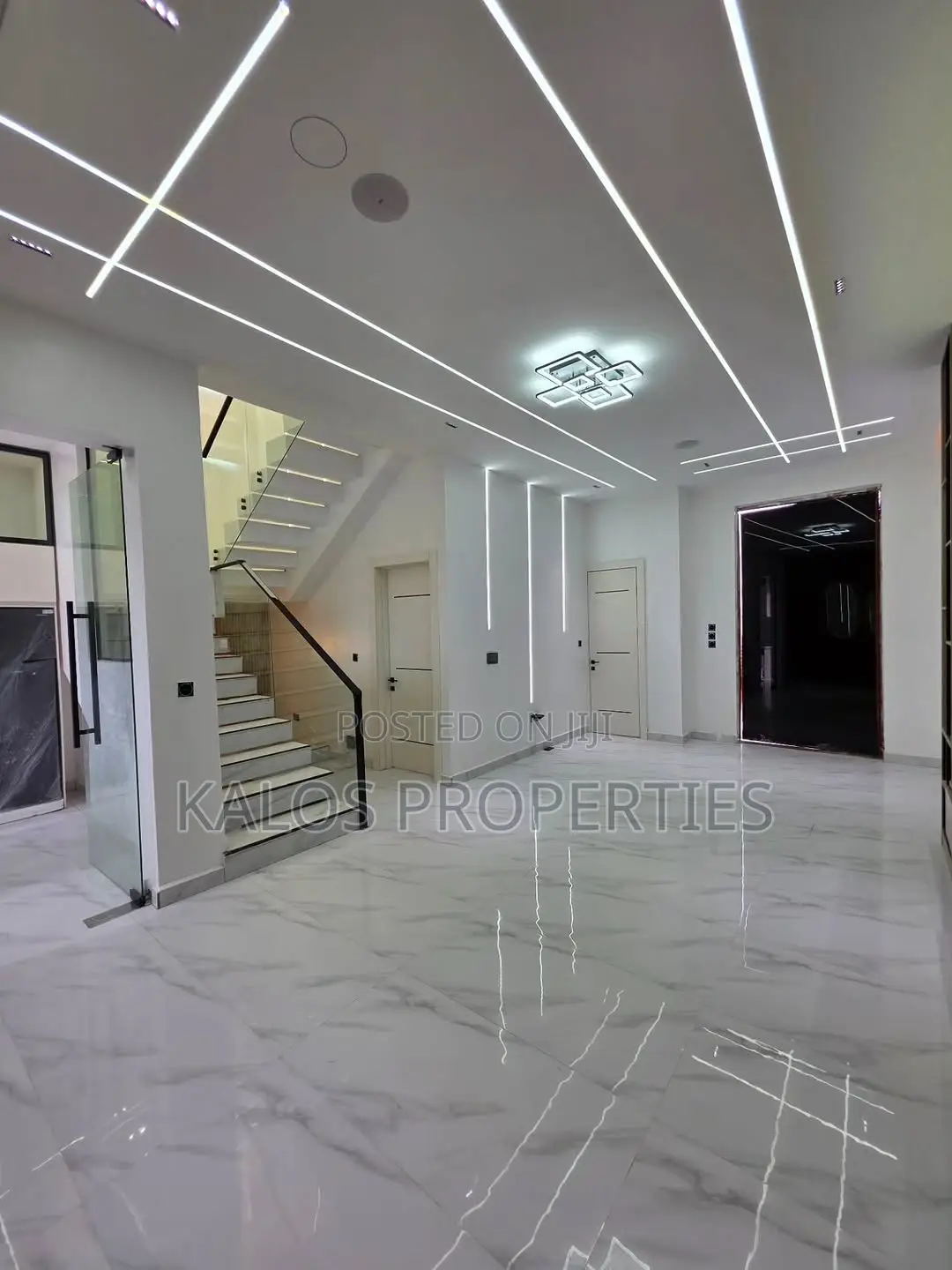 4bdrm Duplex in Lekki Palm City, Ado / Ajah for sale