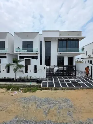 5bdrm Duplex in Lekki Palm  City, Ado / Ajah for sale
