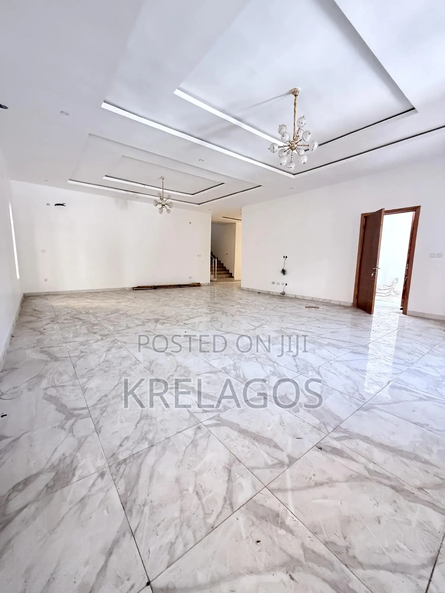 5bdrm Duplex in Royal Garden, Off Lekki-Epe Expressway for sale