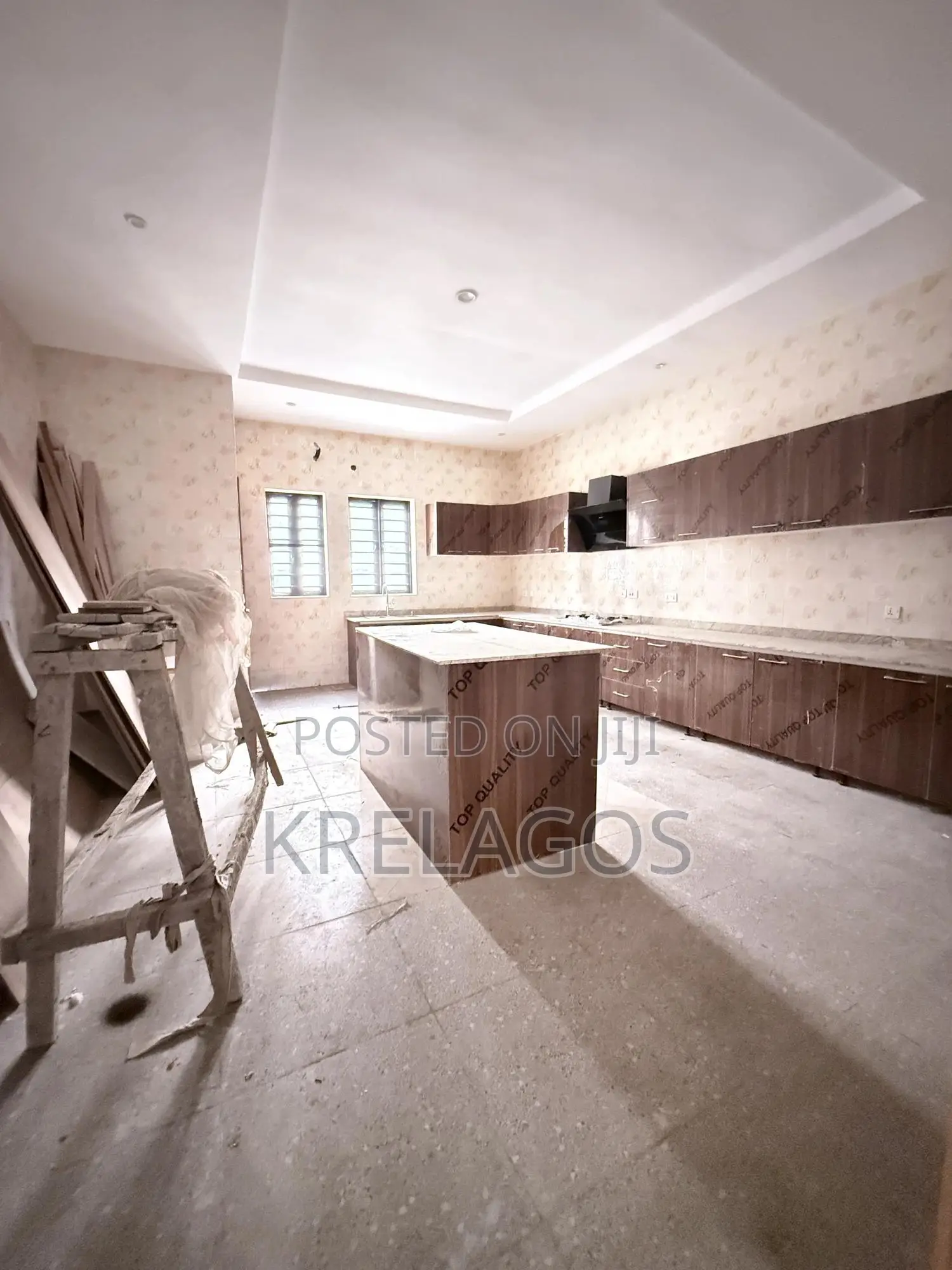5bdrm Duplex in Royal Garden, Off Lekki-Epe Expressway for sale