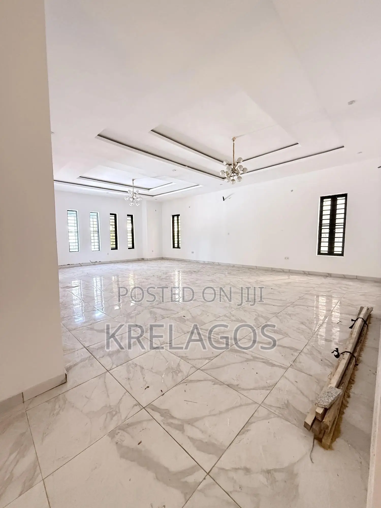 5bdrm Duplex in Royal Garden, Off Lekki-Epe Expressway for sale