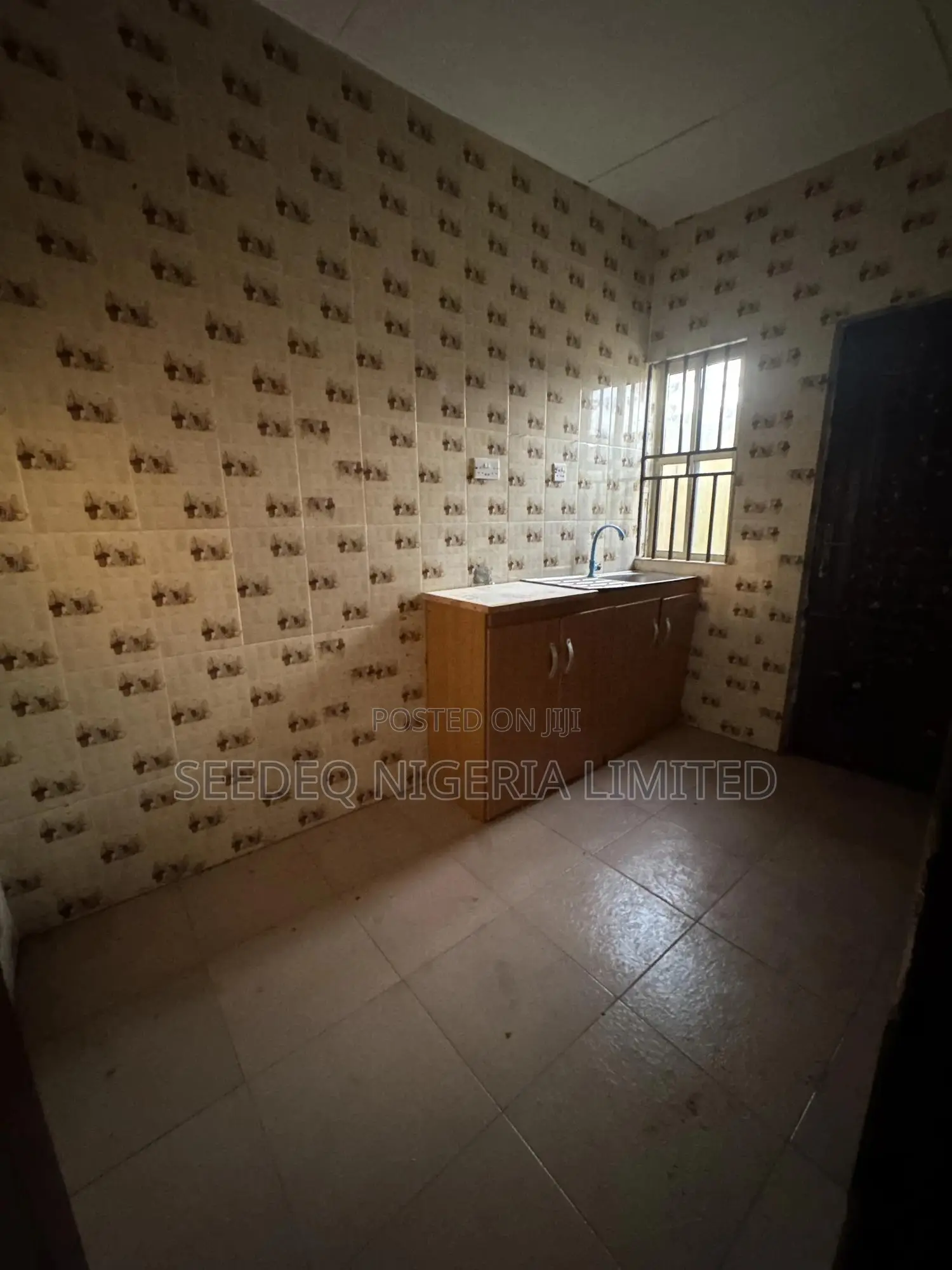 1bdrm Block of Flats in Adekunle Awonuga, Igbogbo for rent