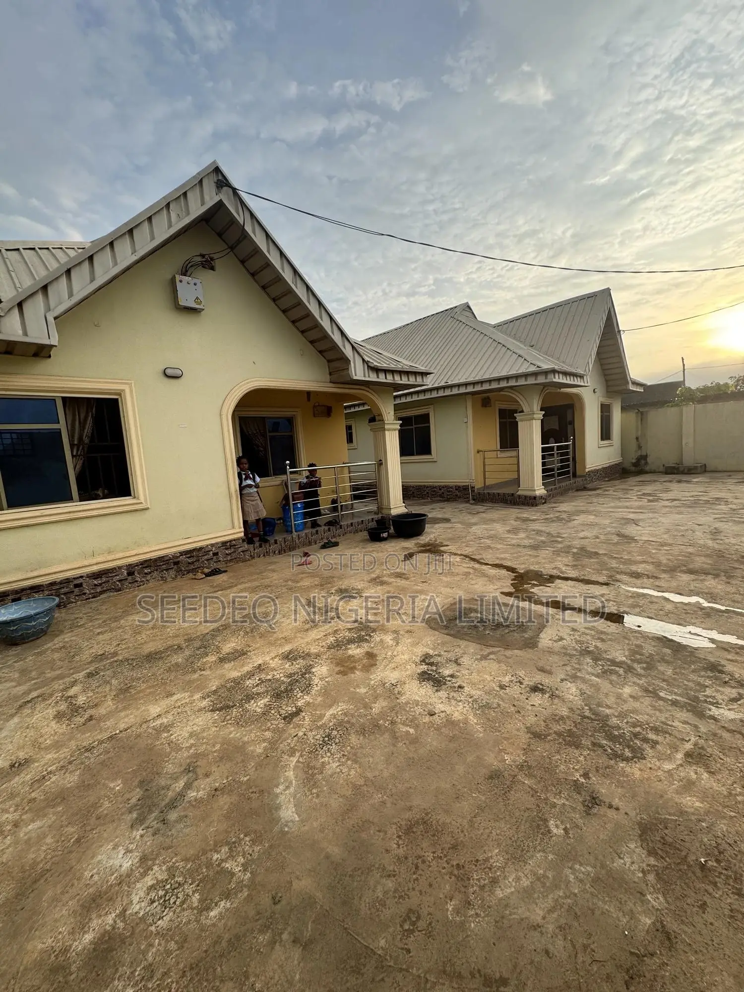 1bdrm Block of Flats in Adekunle Awonuga, Igbogbo for rent