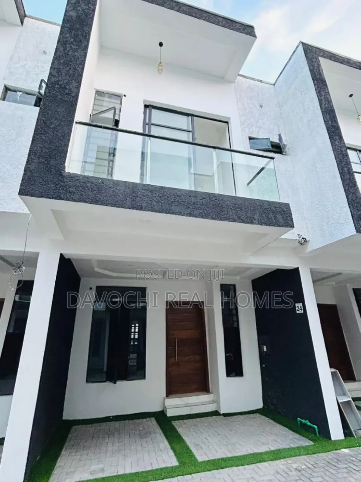3bdrm Duplex in Ikota Vill Estate, Lekki for rent