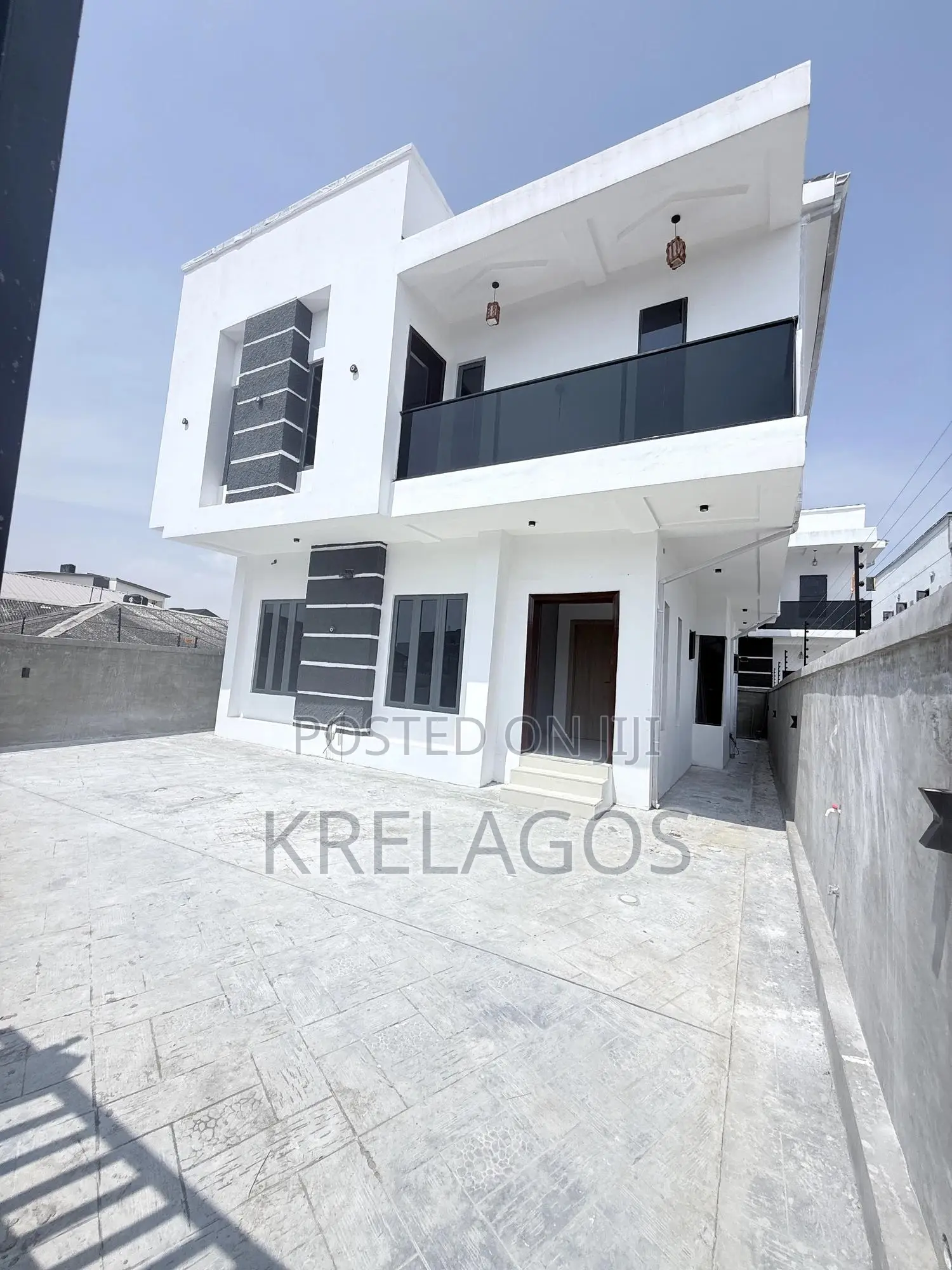 4bdrm Duplex in Ologolo for sale