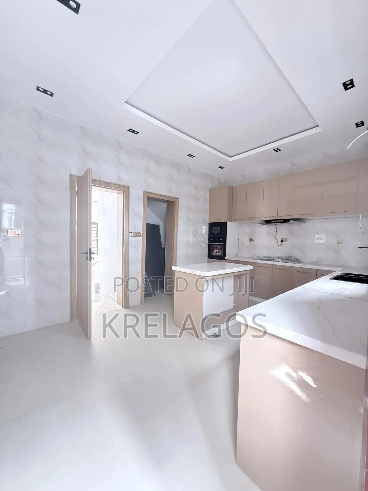 4bdrm Duplex in Ologolo for sale