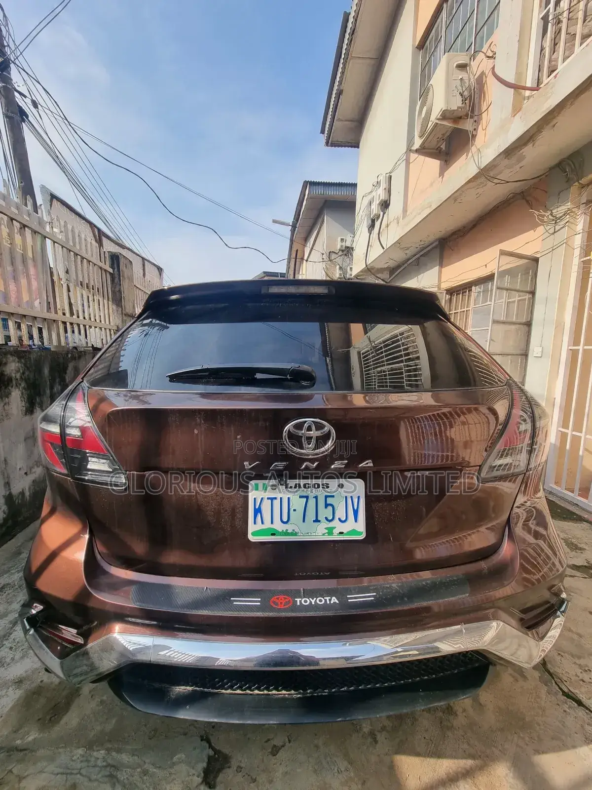 Toyota Venza V6 AWD 2010 Brown