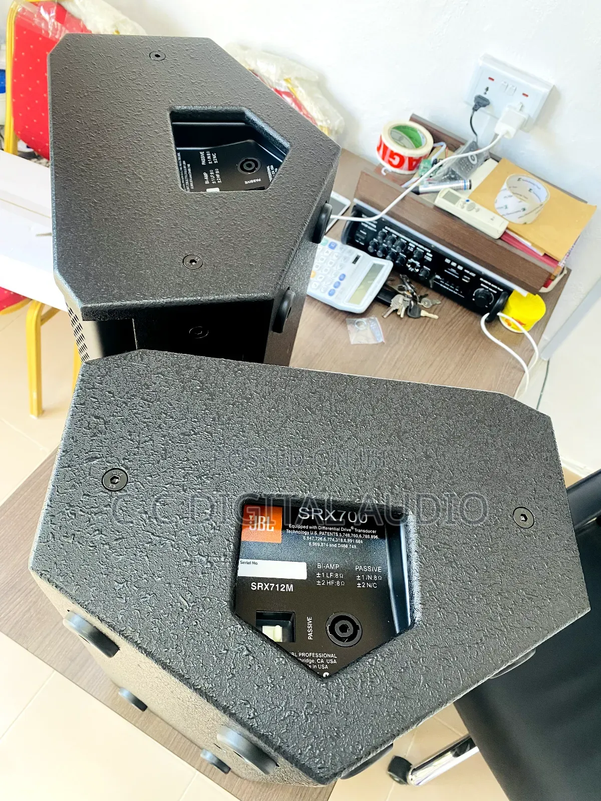 12 Inches Monitor and Hanging Speaker Pair