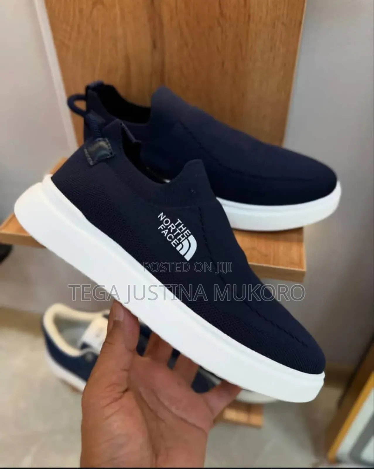 Latest Stylish Easy to Wear Sneakers