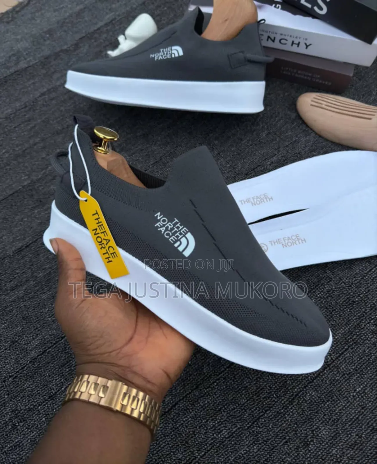 Latest Stylish Easy to Wear Sneakers