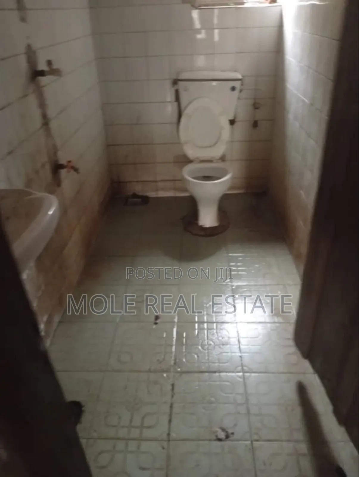 Furnished 5bdrm Duplex in Heritage Estate, Orile-Iganmu for sale