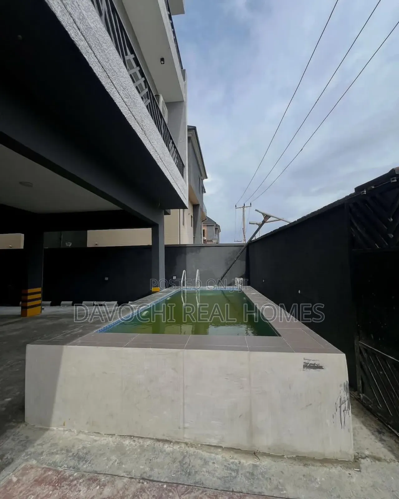 2bdrm Apartment in Ikate, Lekki for rent