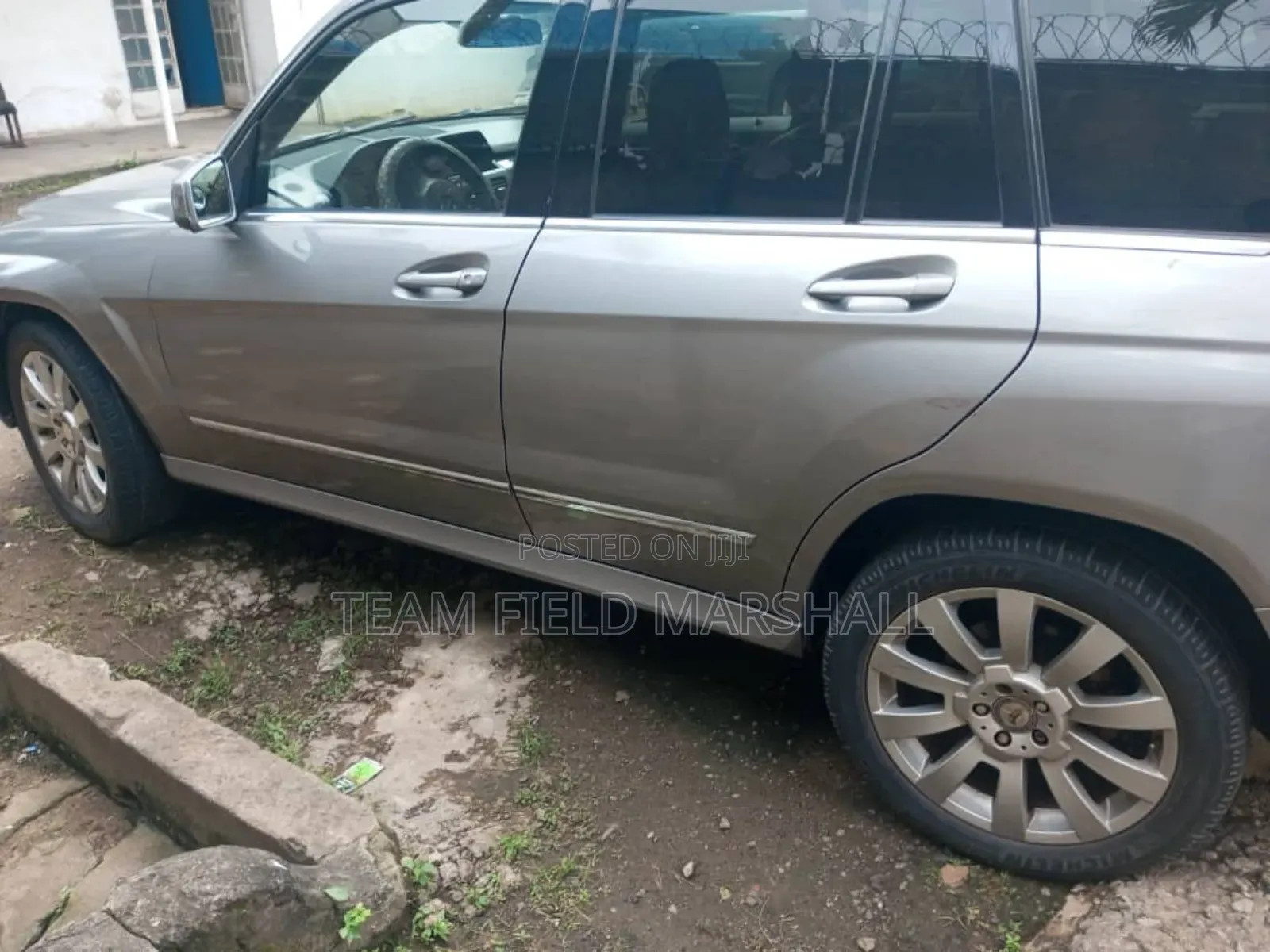 Mercedes-Benz GLK-Class 350 2011