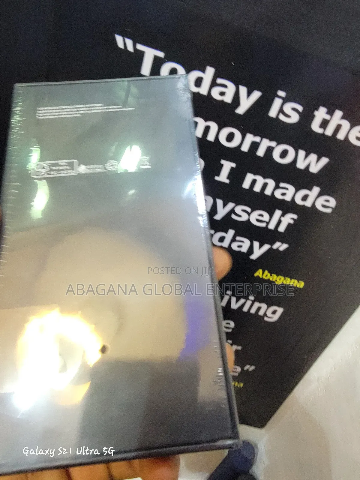 New Samsung Galaxy S22 5G 256 GB