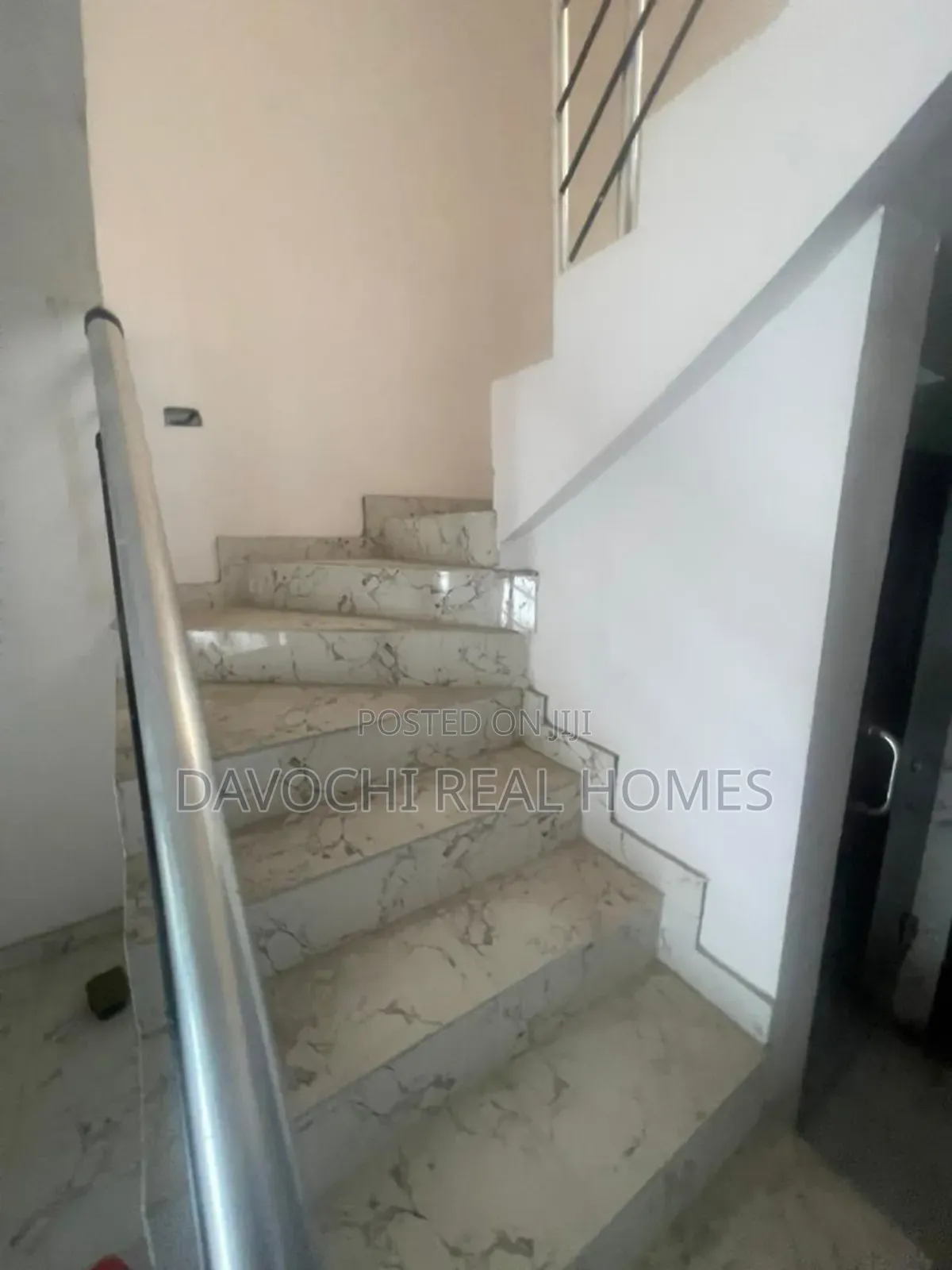 1bdrm Duplex in Ikota Villa Estate, Lekki for rent