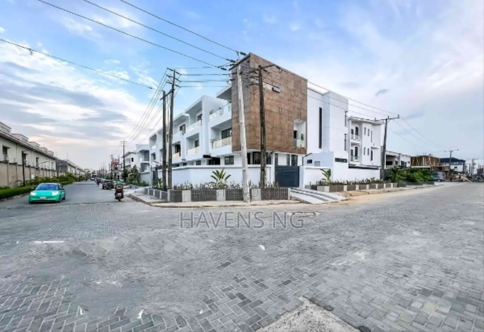 5bdrm Duplex in Lekki Phase 1 for sale