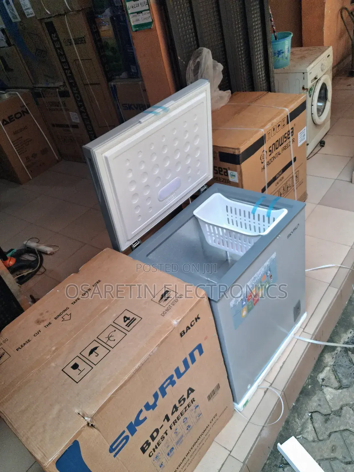 Skyrun Deep Freezer 145 Litre With One Year Warranty Very Durable