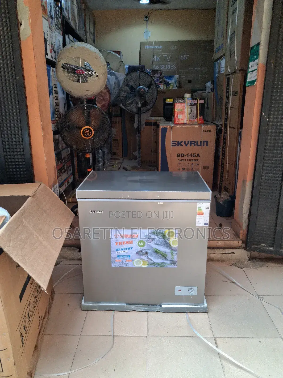 Snowsea Freezer With Glass Door 190 Litre, Very Strong and Durable