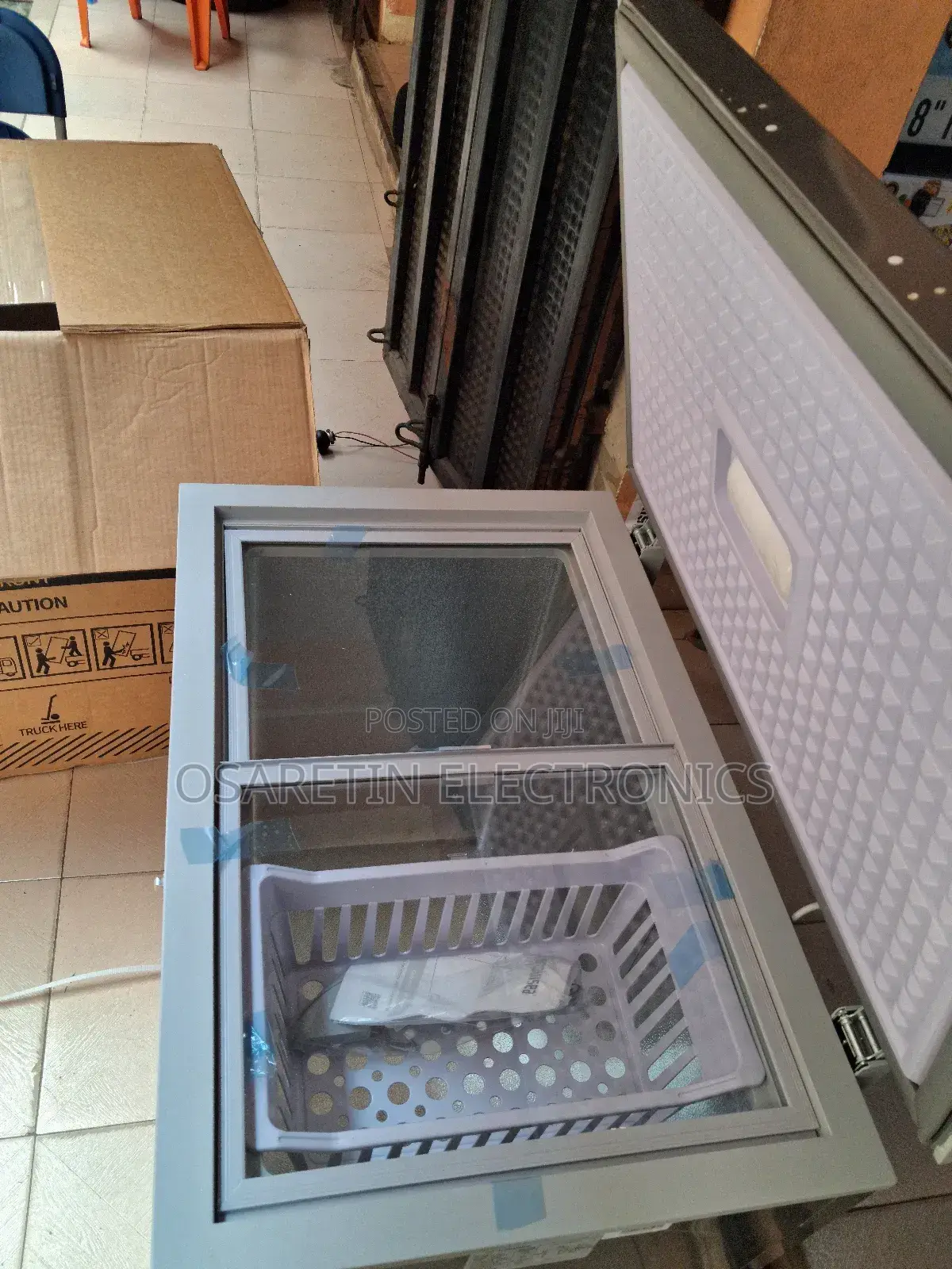 Snowsea Freezer With Glass Door 190 Litre, Very Strong and Durable