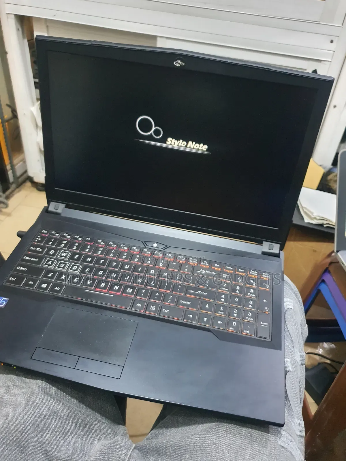 Laptop Clevo P17SM 16GB Intel Core I7 SSD 512GB