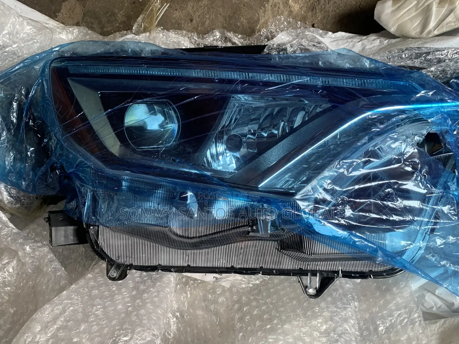 Toyota Rav4 2019/ 2020 Head Lamp Available