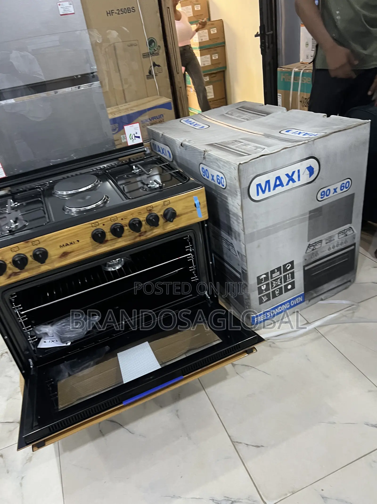 Maxi 4+2 Gas Cooker Efficient Family Cooker – 60×90 Mixed Heating