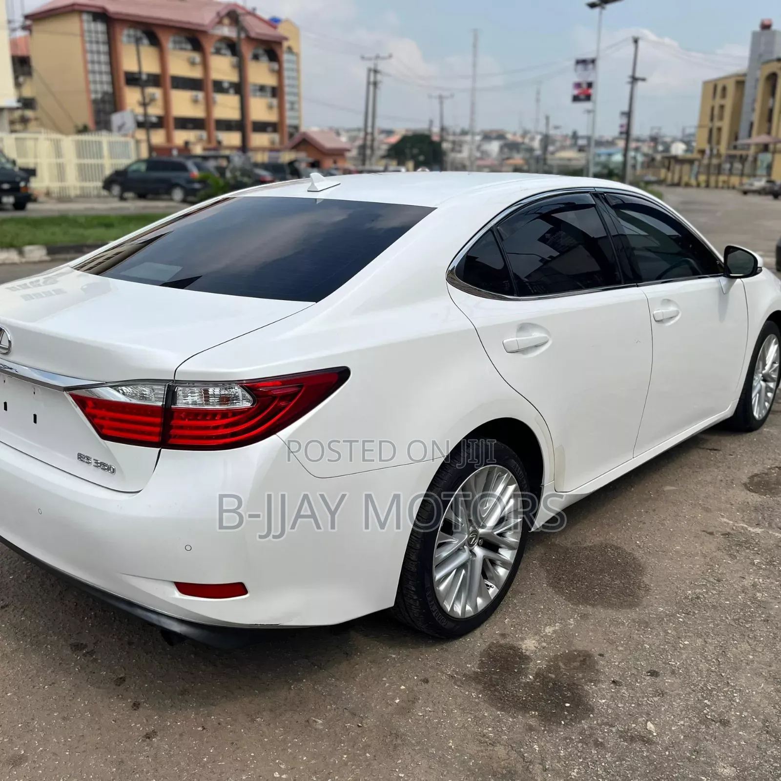Lexus ES 350 FWD 2014 White