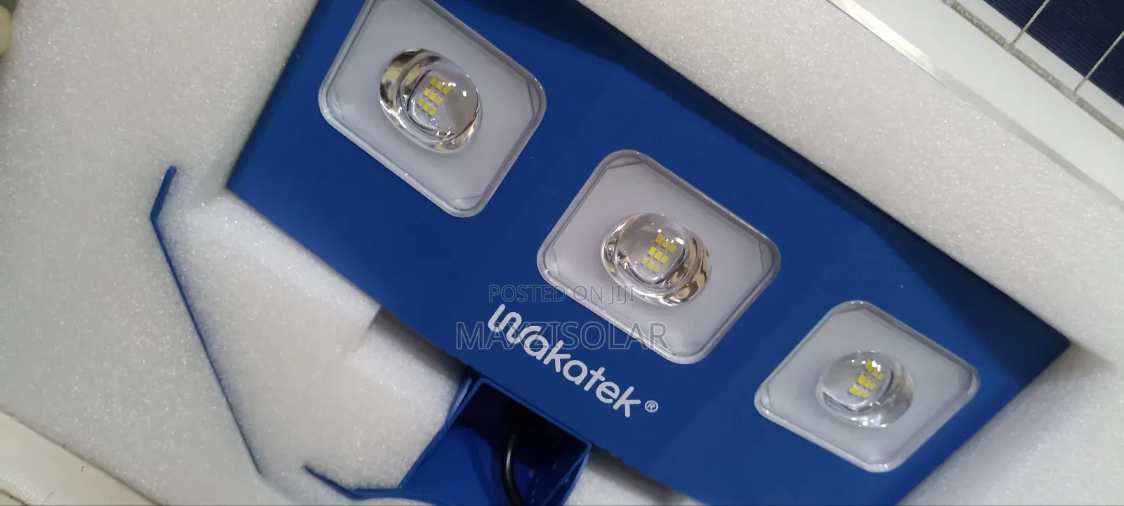 300 Watts Wakatek Flood Light
