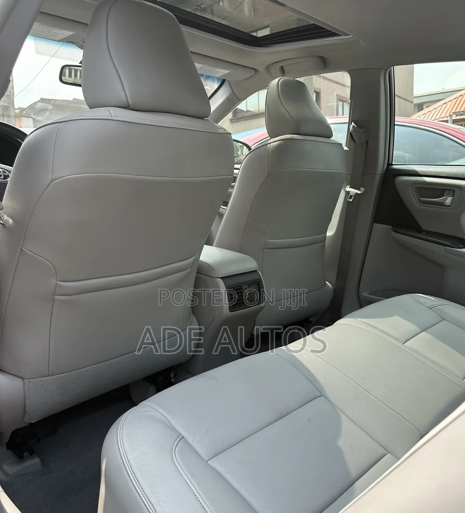 Toyota Camry XLE 4dr Sedan (2.5L 4cyl 6A) 2015 Red
