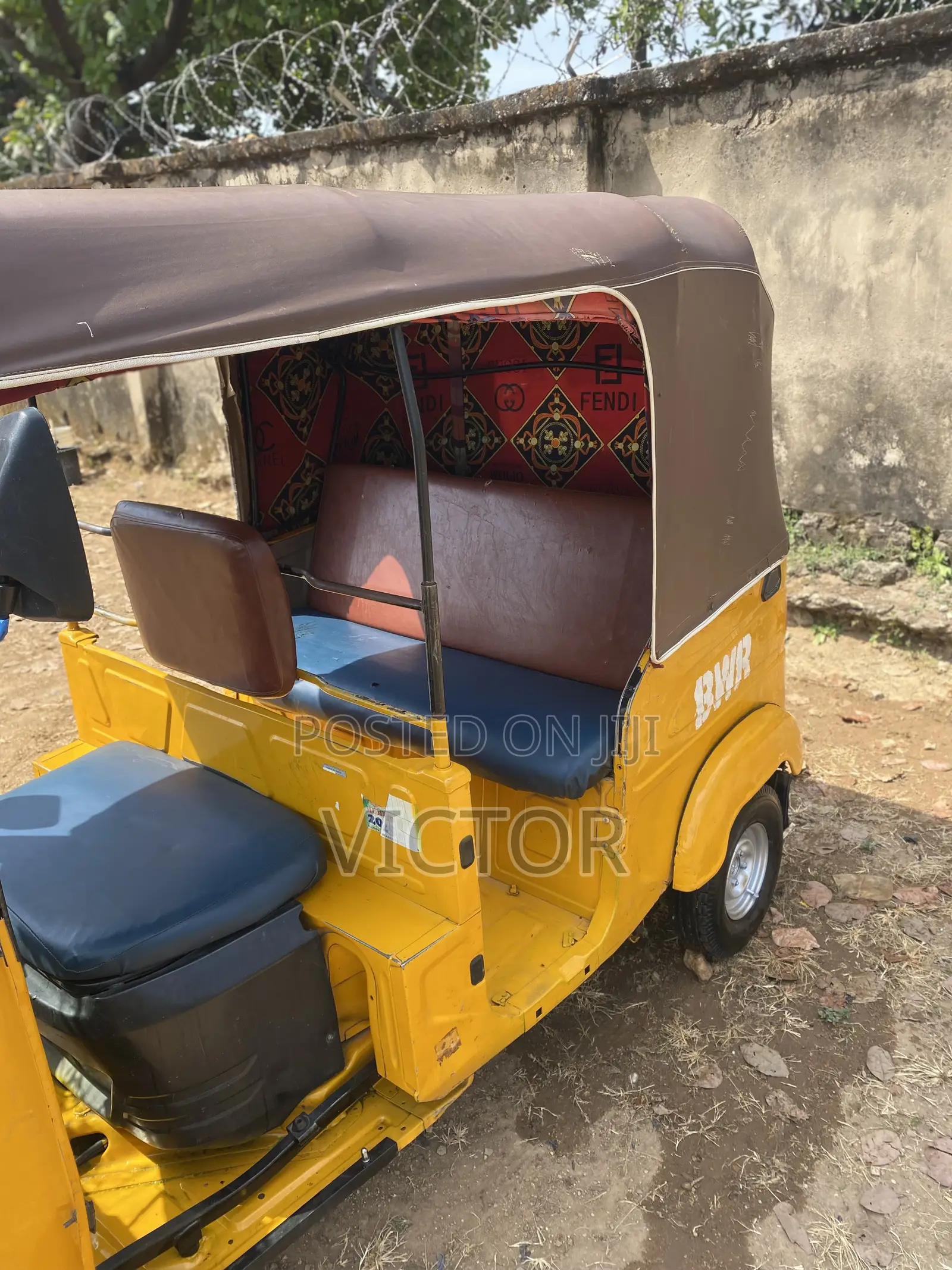 Bajaj RE 2022 Yellow