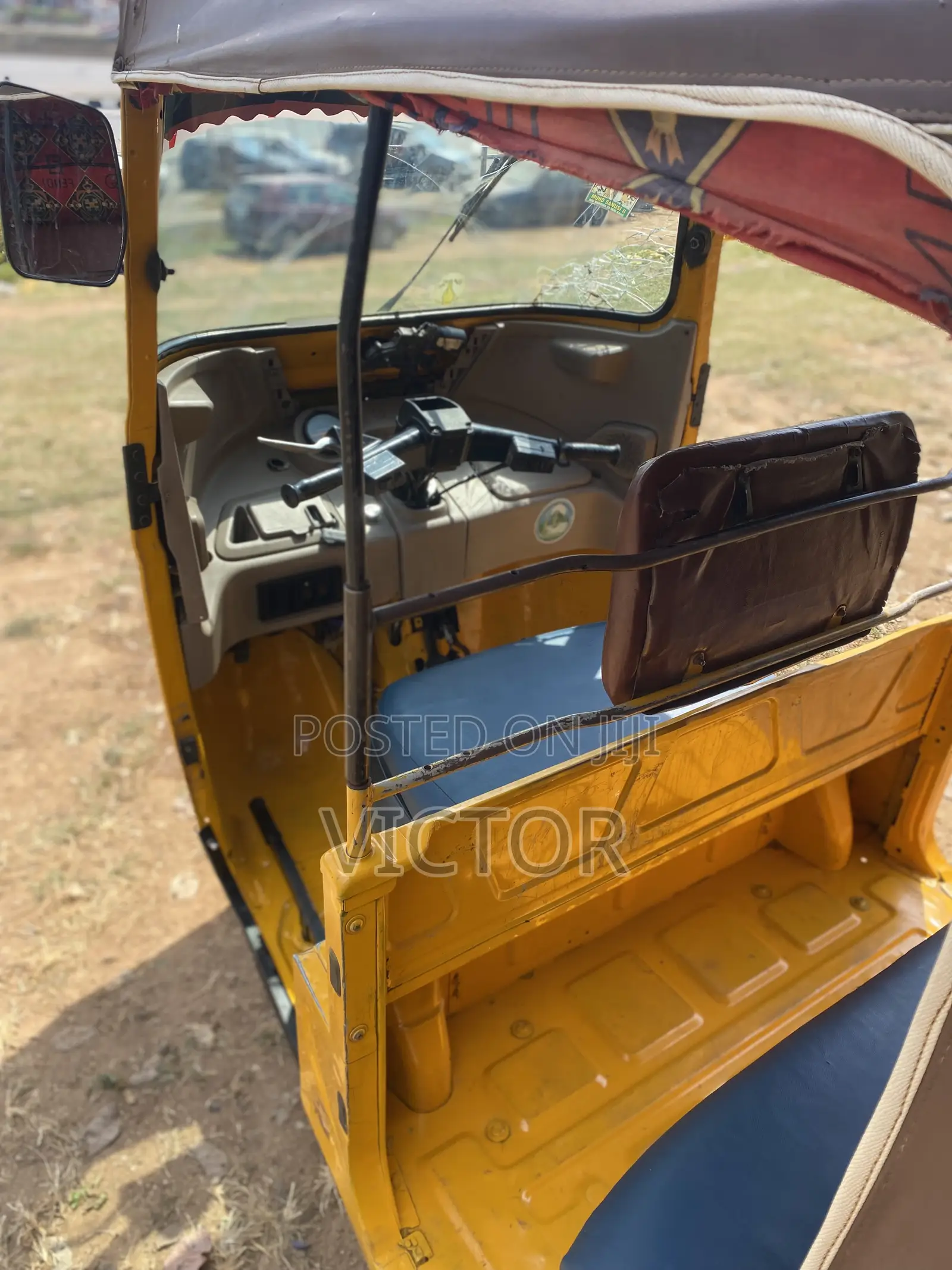 Bajaj RE 2022 Yellow