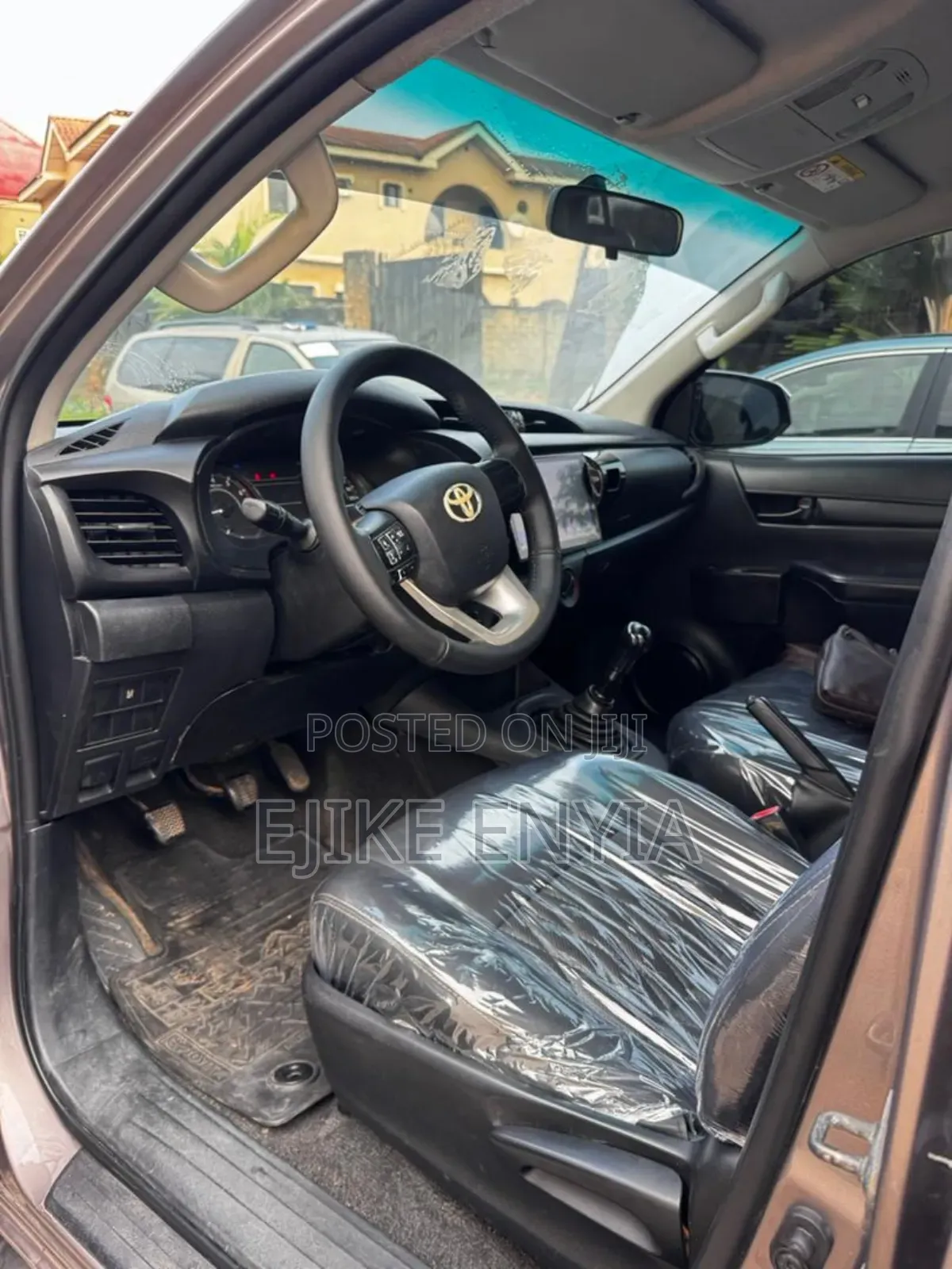 Toyota Hilux SR5 4x4 2017 Gray