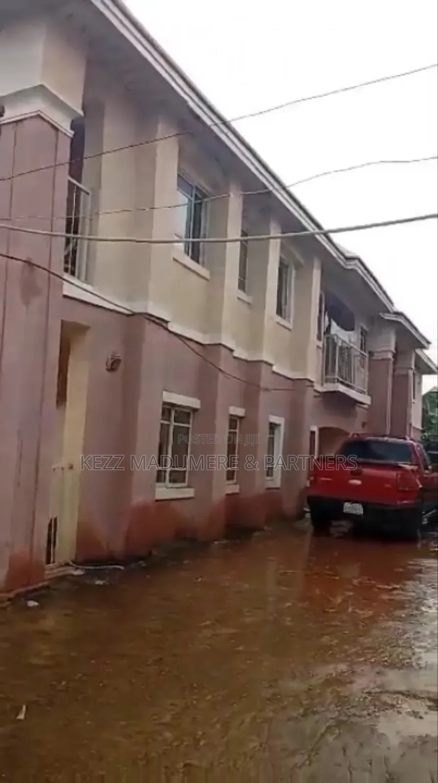 8bdrm Block of Flats in Infant Jesus, Asaba,, Oshimili South for sale