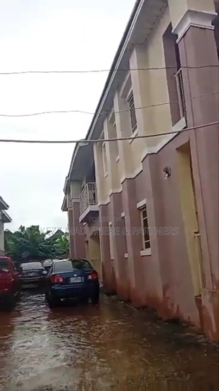 8bdrm Block of Flats in Infant Jesus, Asaba,, Oshimili South for sale