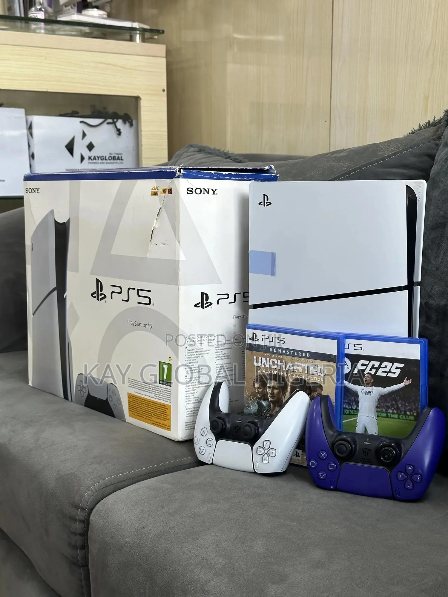 Open Box Ps5 Slim With 2pads