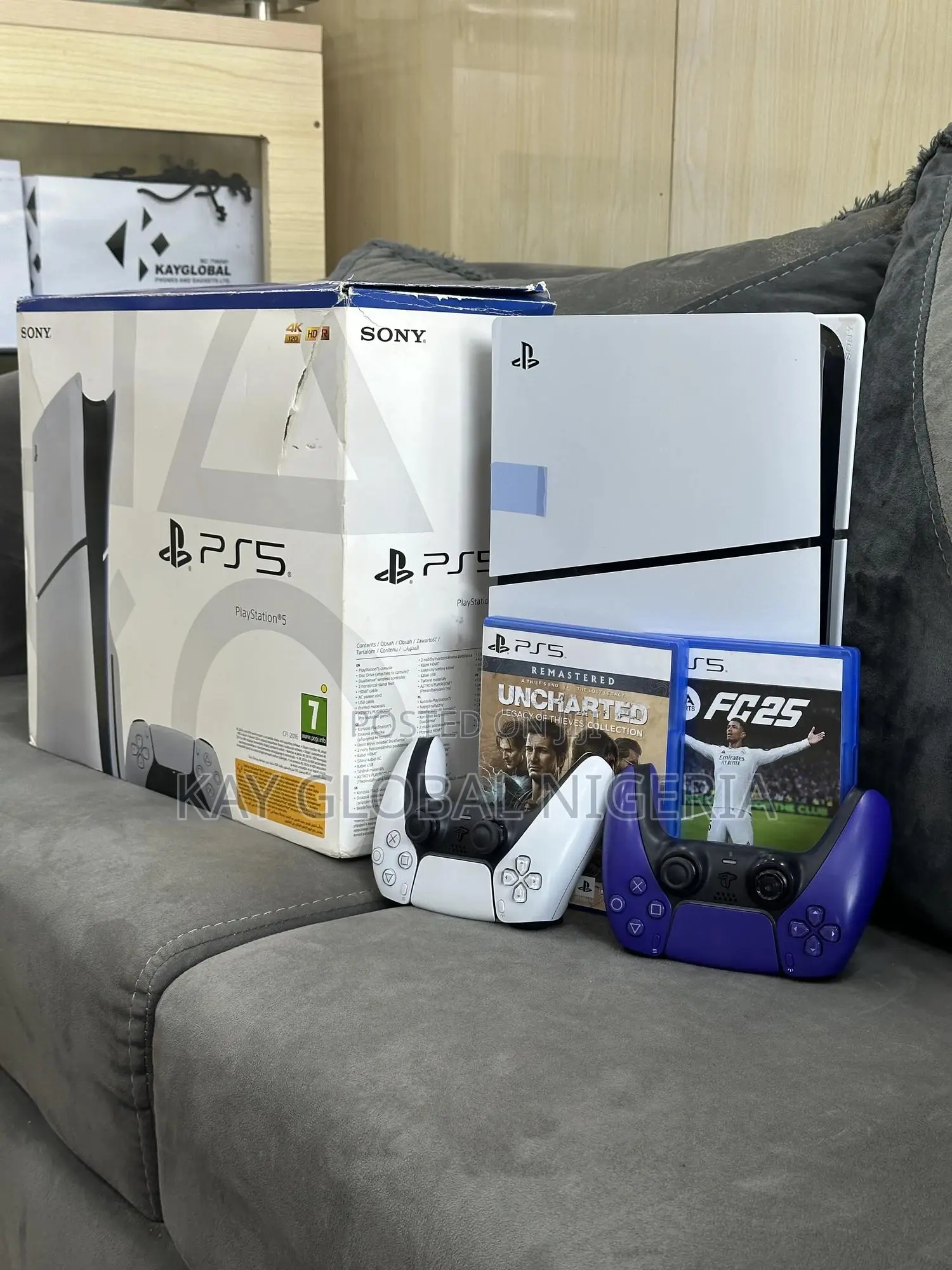 Open Box Ps5 Slim With 2pads