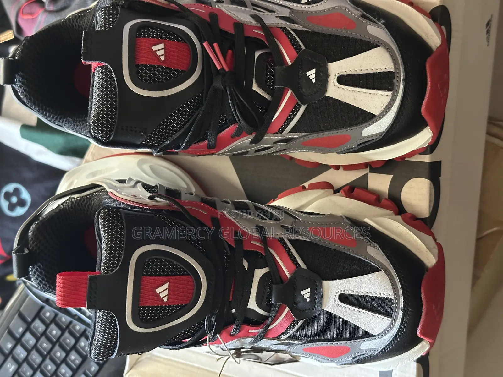 Adidas Vento XLG Deluxe Running Sneakers for Men -Size 45 Only